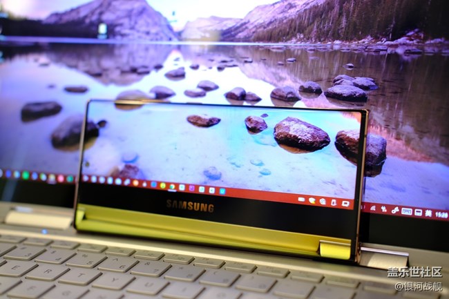 【我身邊的Note系列】超高屏占比的透明玩法