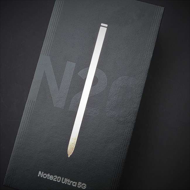 這一臺是機(jī)皇——三星Galaxy Note20Ultra開箱上手分享