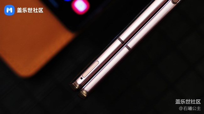 旨在改變未來形態(tài) 三星Galaxy Z Fold2 5G美圖賞 旨在改變未來形態(tài) 三星Galaxy Z Fold2 5G美圖賞