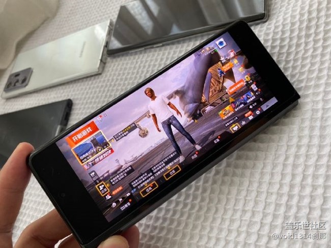 Galaxy Z Fold2 主流游戲+ 常用軟件，外屏適配測試 基本完美