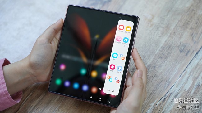 開合之間探索無限可能性 三星Galaxy Z Fold2 5G評測 開合之間探索無限可能性 三星Galaxy Z Fold2 5G評測