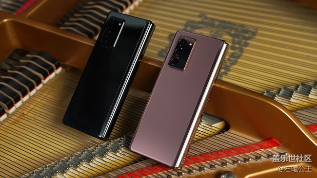 開合之間探索無限可能性 三星Galaxy Z Fold2 5G評測 開合之間探索無限可能性 三星Galaxy Z Fold2 5G評測