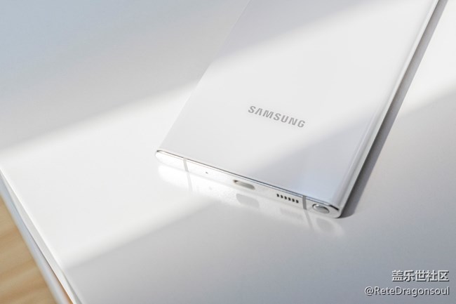 低調(diào)且精致的旗艦 Galaxy Note20 Ultra初露白美圖賞