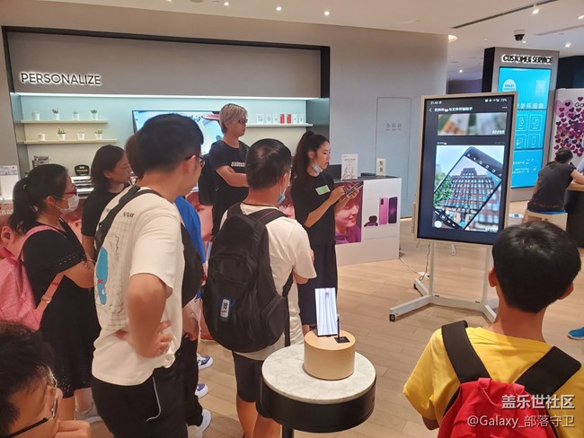 首銷日的外灘，秋雨后的外拍