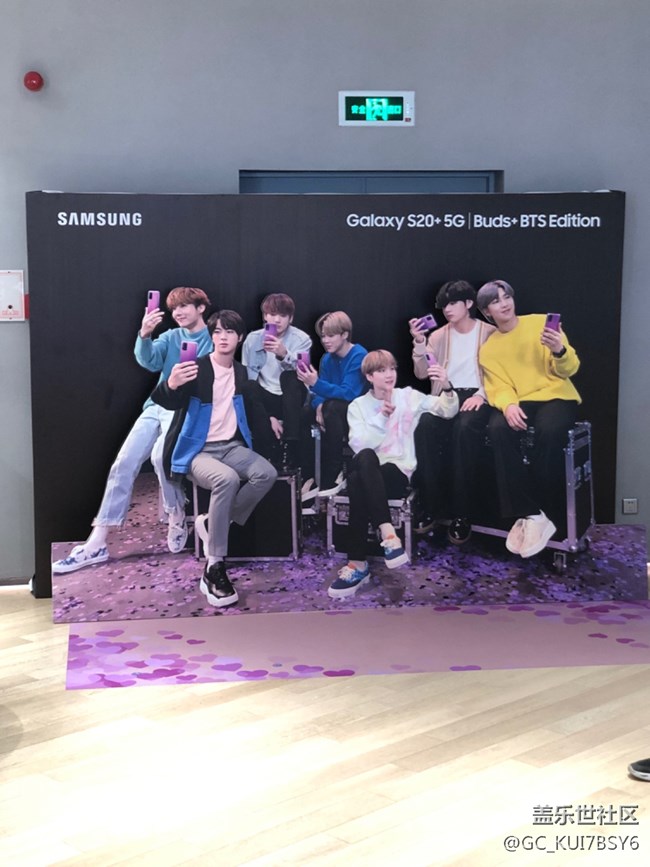 Galaxy z fold 2 品鑒會(huì)