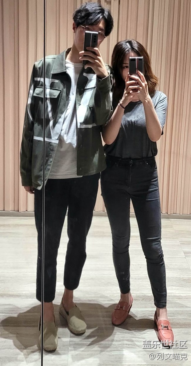 三星Galaxy Z Fold2 Thom Browne & Z Flip Thom Browne