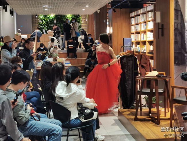 【雙節(jié)假期怎么過】西安美妝博主雯方分享美的秘密和多樣性