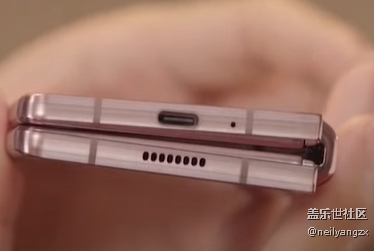 把未來折起放手上(Samsungalaxy Z Fold2 5G上手半月體驗) 把未來折起放手上(Samsungalaxy Z Fold2 5G上手半月體驗)