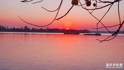淮河的夕陽