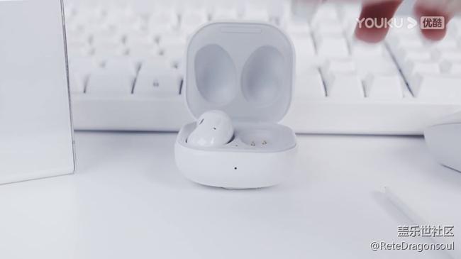 終于收到了我的Buds Live！Buds Live 開(kāi)箱