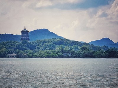 【多彩深秋】+柳浪聞鶯