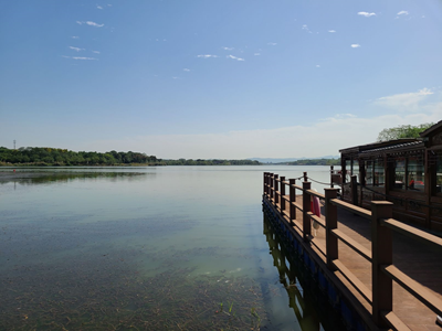 水映錦官城。。。