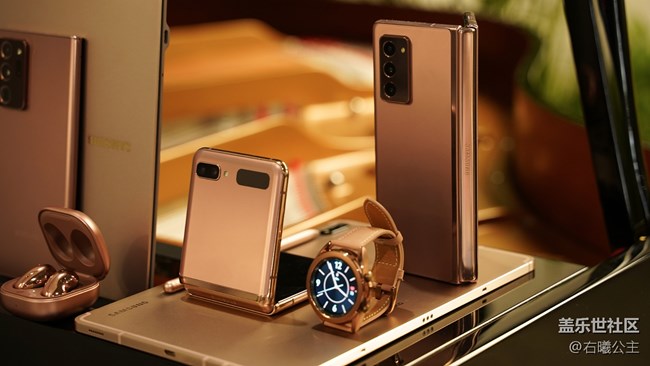 高端奢華的“迷霧金” 尊貴中帶著一絲神秘 高端奢華的“迷霧金” 尊貴中帶著一絲神秘