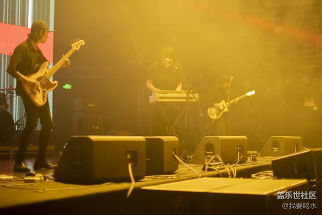 【萬圣之夜】哪有什么萬圣節(jié)啊 我們都是在西安過音樂節(jié)的啊