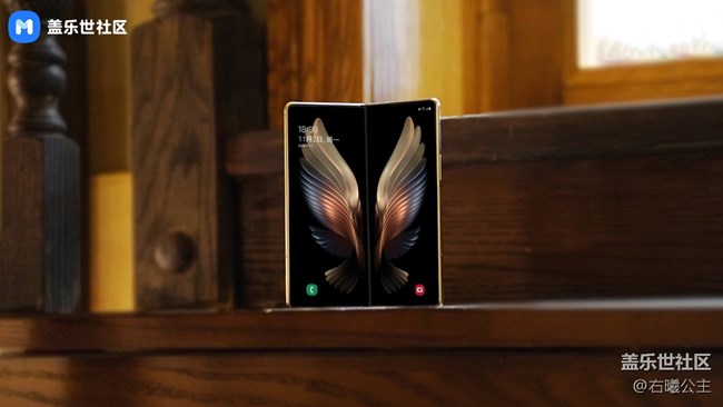 盡顯奢華 心系天下 三星W21 5G美圖賞