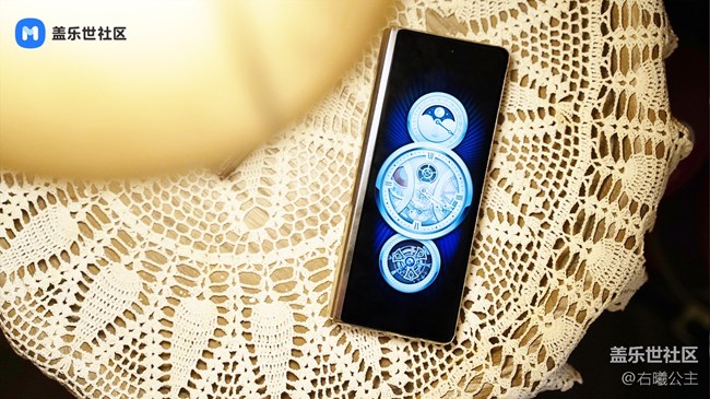 盡顯奢華 心系天下 三星W21 5G美圖賞