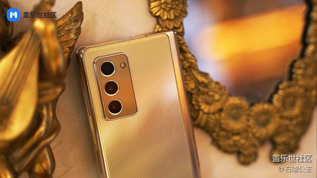 盡顯奢華 心系天下 三星W21 5G美圖賞