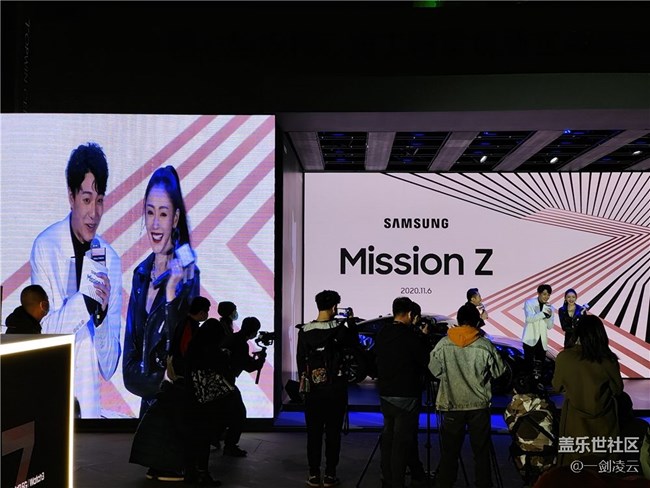 #Mission Z#張?zhí)鞇刍硖毓ady Z，完成Galaxy Z神秘任務