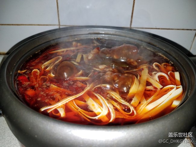 【霸王餐】+懶人版鴨血鍋