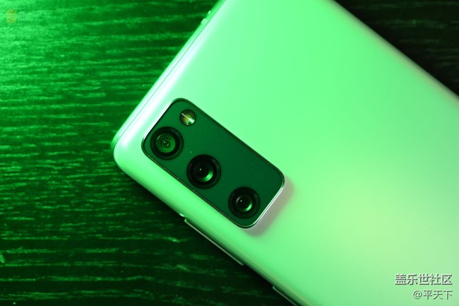 一款簡(jiǎn)單純粹的次旗艦，三星Galaxy S20 FE 5G外觀簡(jiǎn)評(píng)