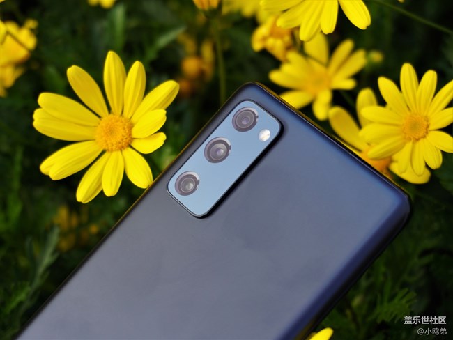 【Galaxy S20 FE星粉體驗團】顏值即正義的性能小鋼炮！