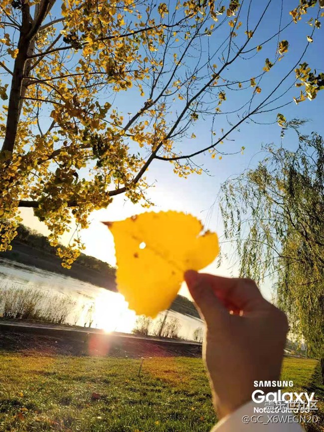 【Galaxy Note20星粉體驗團】尊貴奢華有內(nèi)涵 【Galaxy Note20星粉體驗團】尊貴奢華有內(nèi)涵