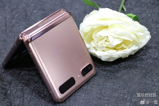 Galaxy Z Flip 5G牌粉底盒