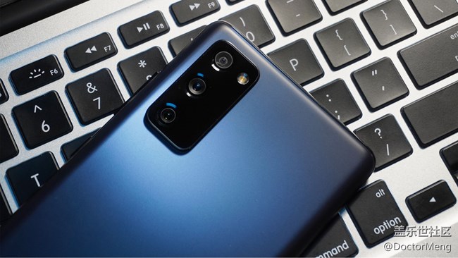 【Galaxy S20 FE星粉體驗(yàn)團(tuán)】性價(jià)比與硬實(shí)力，它都有。