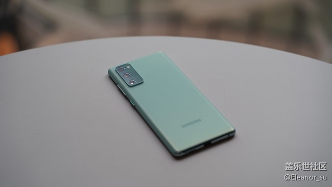 Galaxy S20 FE : 手機(jī)卡頓忍不了? 不妨試試120Hz屏幕刷新率