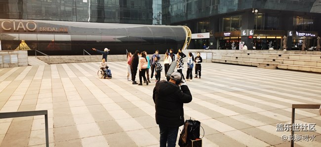 12.6 體驗(yàn)三星w21手機(jī)的精彩感受三星設(shè)計(jì)的用心做出矚目貢獻(xiàn)