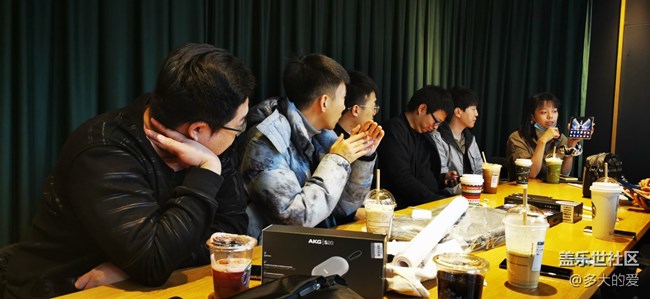 三星工藝領先世界帶著三星w21品鑒起來吧