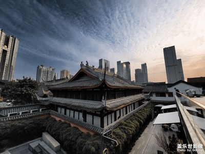 再見了成都