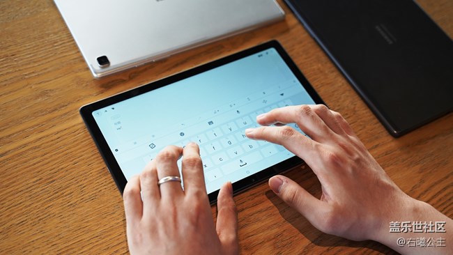 精彩生活的時(shí)尚新伴侶 三星Galaxy Tab A7美圖賞