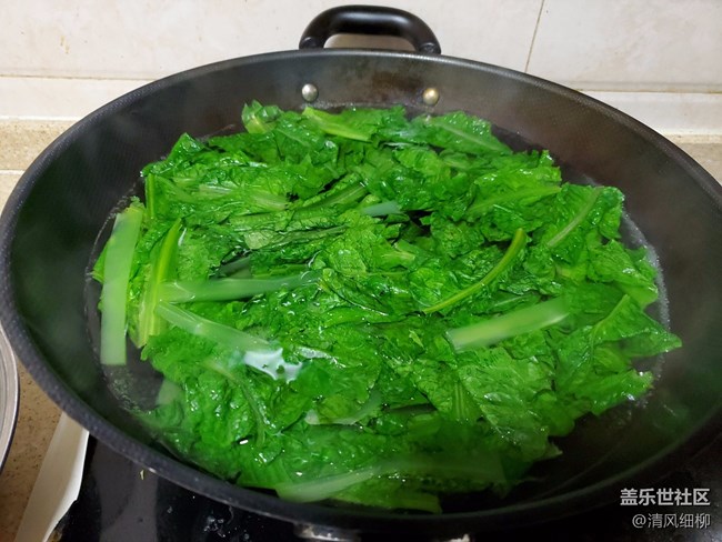 [面條江湖]+旋轉(zhuǎn)起來(lái)的餛飩