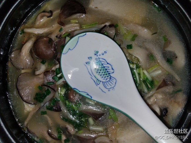 家常菜--魚頭燉豆腐