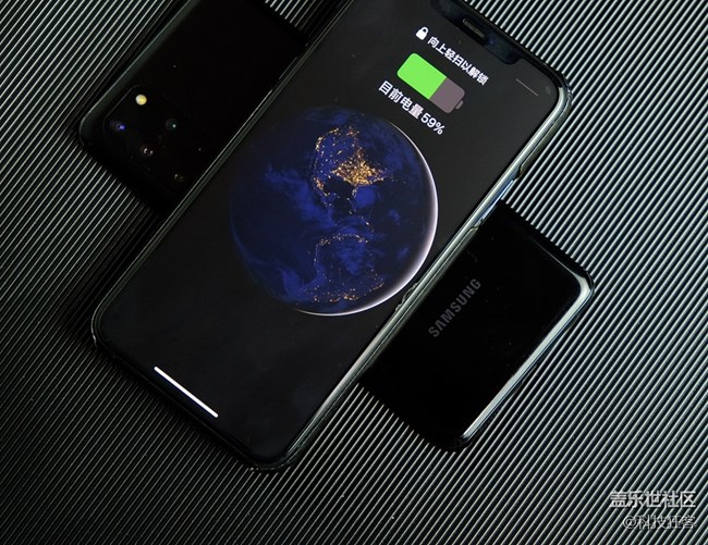 開啟無線共享充電功能，讓三星S20+秒變“充電寶”