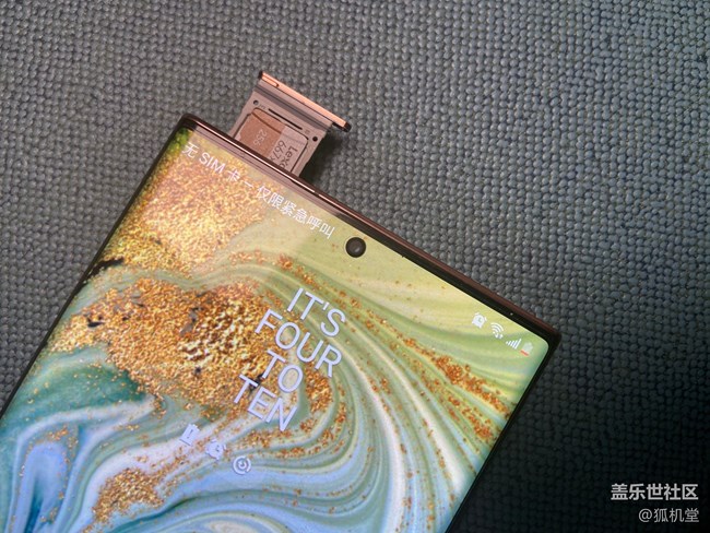 買手機，我還是喜歡能插存儲卡的，你呢？