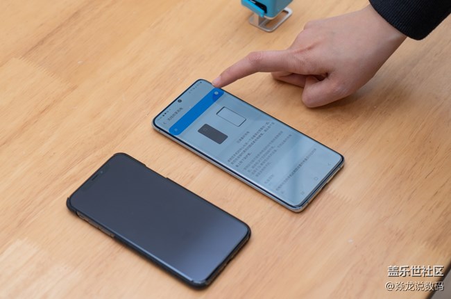 你用過(guò)三星Galaxy S20共享無(wú)線充電么？教程來(lái)了~