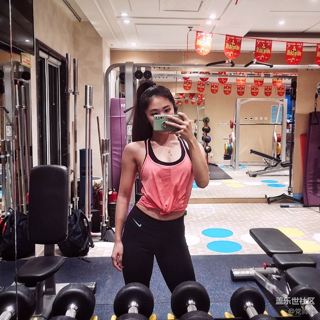 全國單板滑雪女子冠軍的健身秘籍