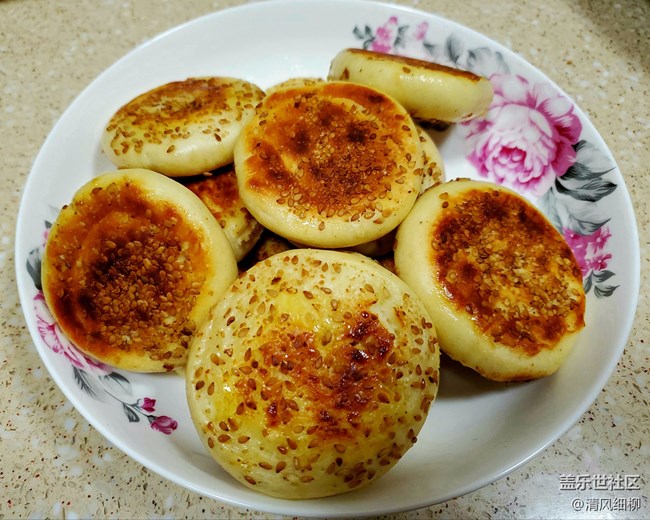 [新年美食]+油舒芝麻小鍋盔