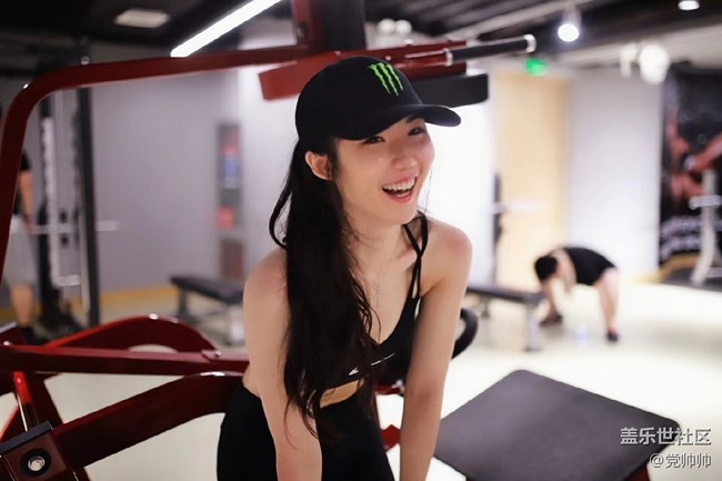 全國單板滑雪女子冠軍的健身秘籍