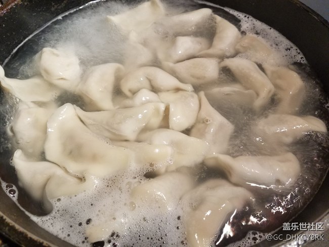 【新年美食】+煮速凍水餃