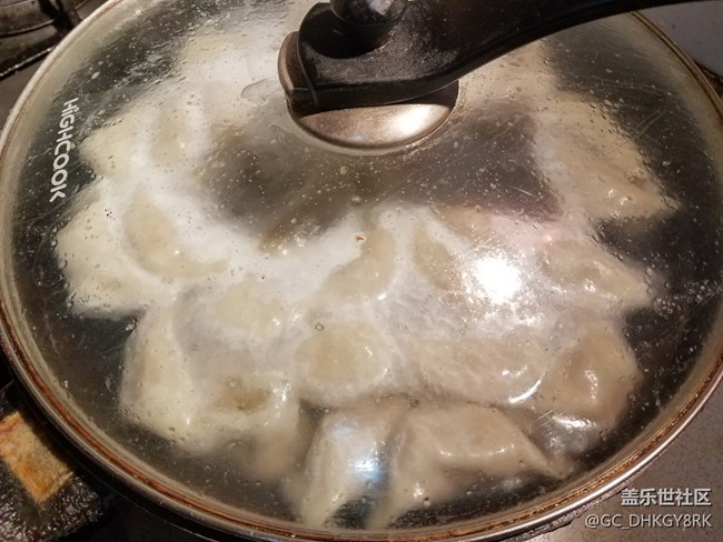 【新年美食】+煮速凍水餃