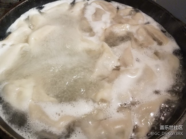 【新年美食】+煮速凍水餃