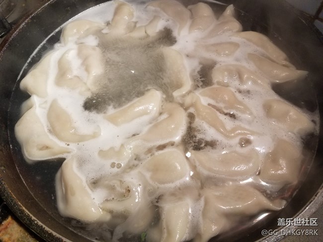 【新年美食】+煮速凍水餃