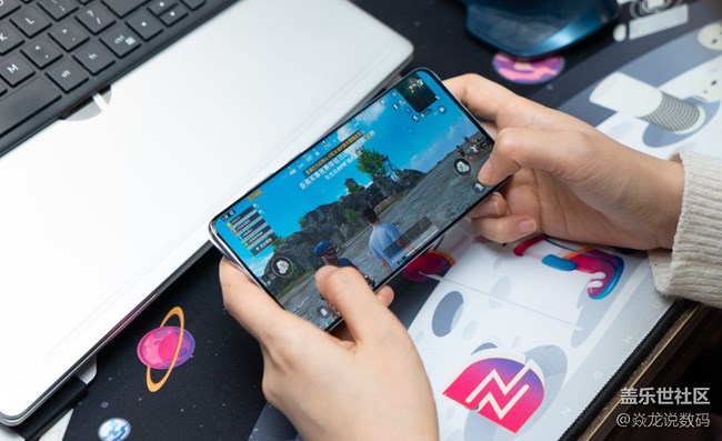 用120Hz高刷玩過(guò)游戲之后就再回不到低刷了，同感請(qǐng)舉手