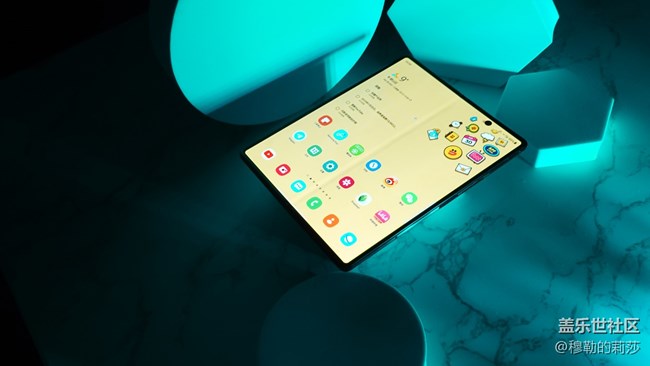 【美圖賞】日月之下-夜幕之上的不同光影-Galaxy Z Fold2 5G