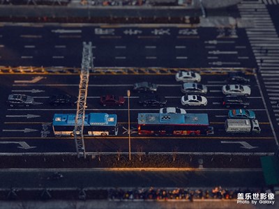 夕陽車海