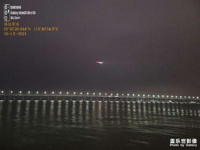 夜跑大浪邊