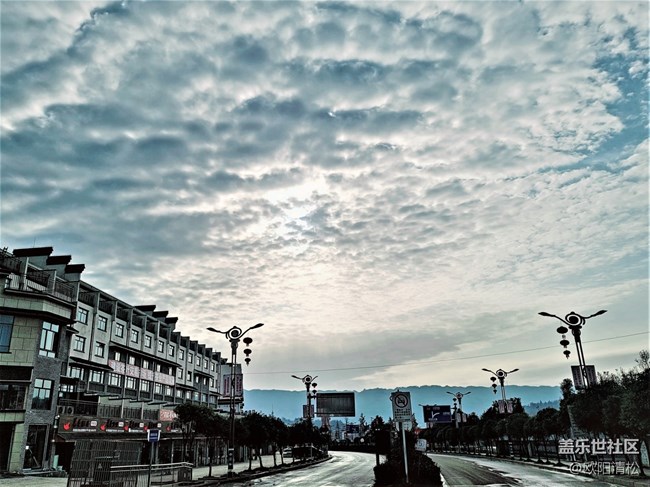 平行世界，多元生活